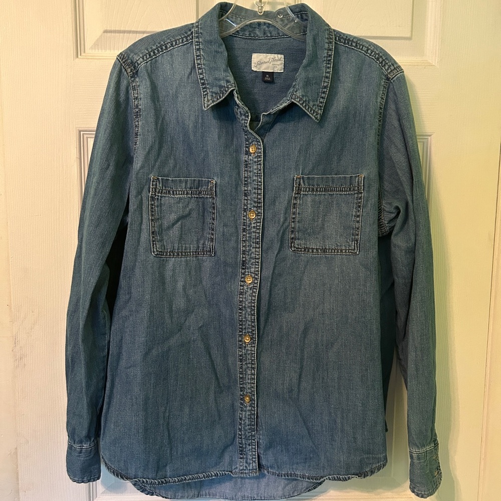 Universal Thread Blue Button Down Shirt